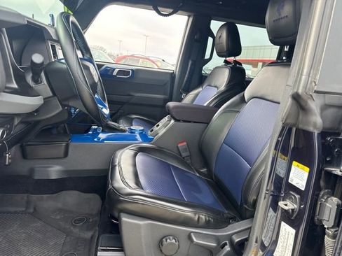 Used 2021 Ford Bronco Base image 23