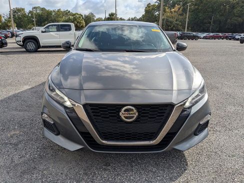 Used 2022 Nissan Altima 2.5 SR image 3