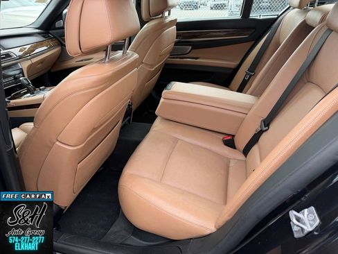 Used 2013 BMW 750i xDrive image 5