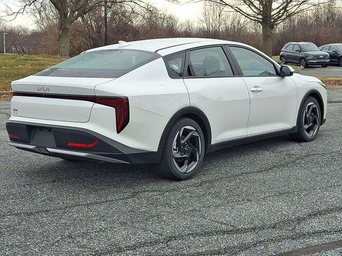 New 2025 Kia K4 EX FWD image 3