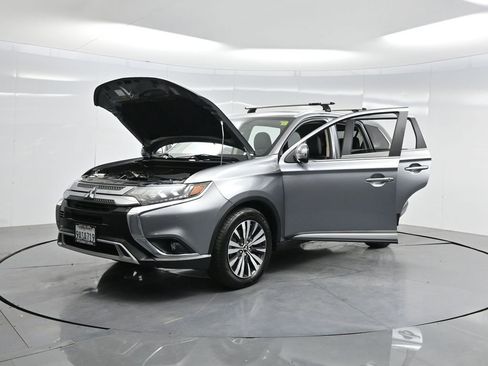 Used 2019 Mitsubishi Outlander SEL image 49