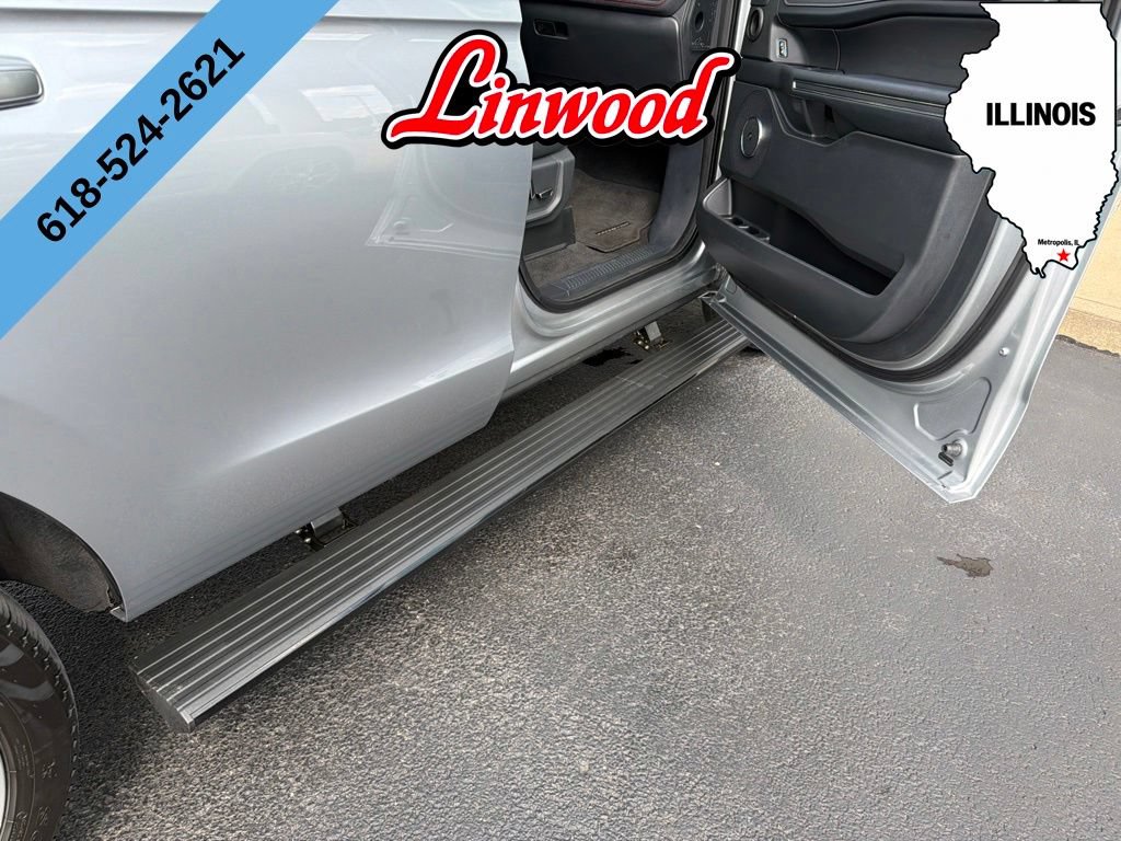 Used 2024 Ford Expedition Limited AWD/4WD image 9