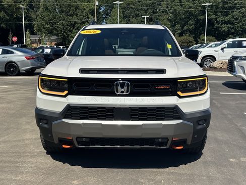 Used 2026 Honda Passport TrailSport Elite image 2