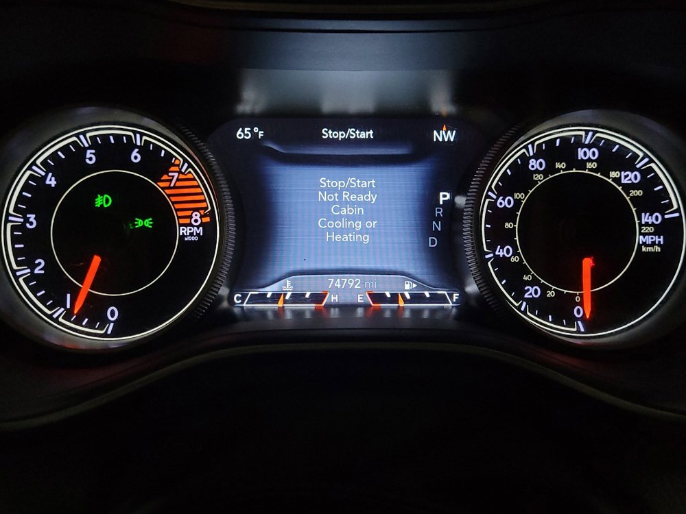 Used 2019 Jeep Cherokee Limited AWD/4WD image 23