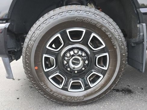 Certified 2025 Ford F250 Platinum image 10