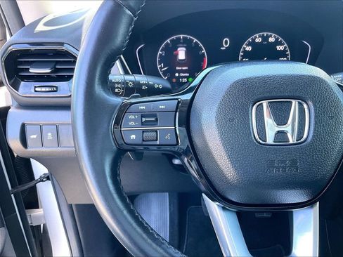 Certified 2025 Honda Pilot EX-L image 23