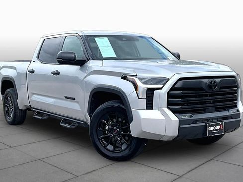 Used 2023 Toyota Tundra SR5 AWD/4WD image 3