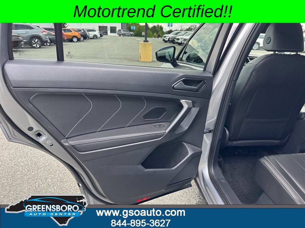 Used 2024 Volkswagen Tiguan SE R-Line FWD image 22