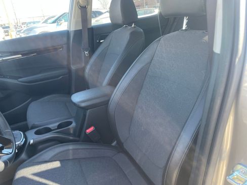 Used 2025 Kia Seltos S image 35
