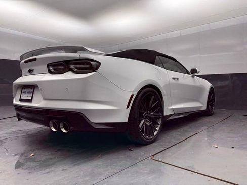 Used 2020 Chevrolet Camaro ZL1 image 19
