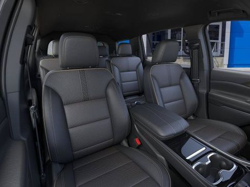 New 2026 Chevrolet Traverse High Country w/ LPO, Floor Liner Package FWD image 16