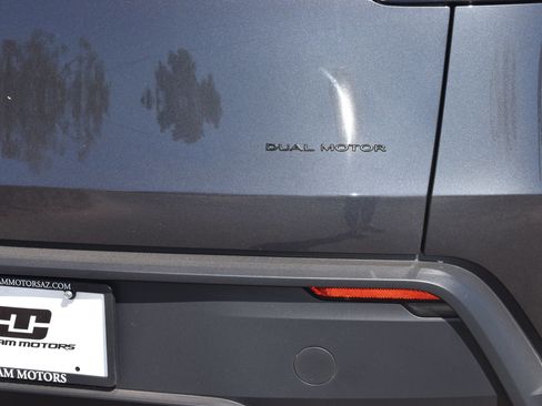 Used 2026 Tesla Model Y AWD image 5