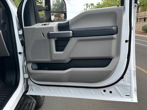 Used 2019 Ford F250 XLT w/ XLT Value Package AWD/4WD image 46