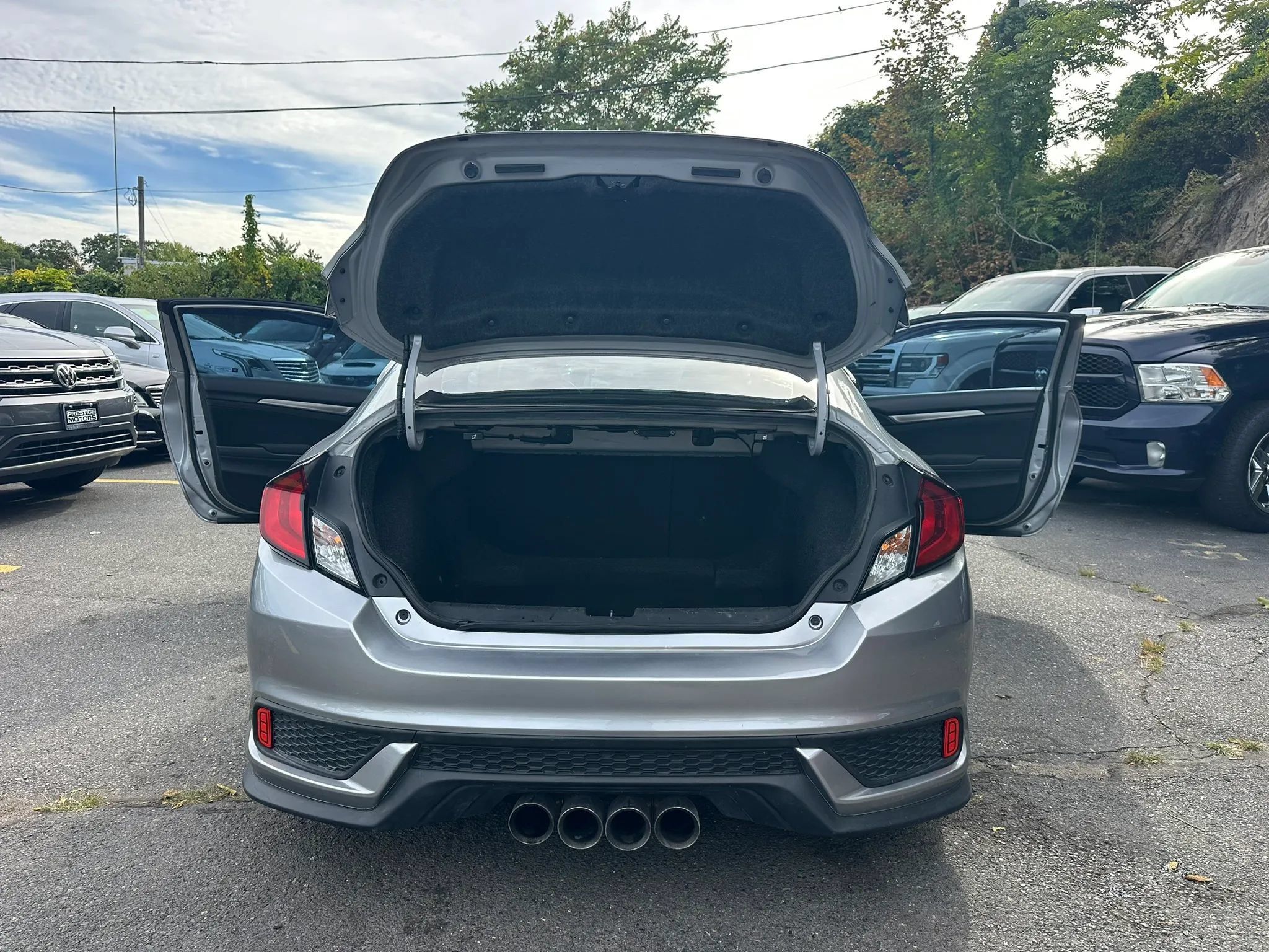 Used 2018 Honda Civic Si image 9