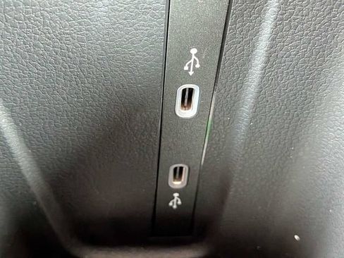 Certified 2025 Volkswagen Tiguan S FWD image 21