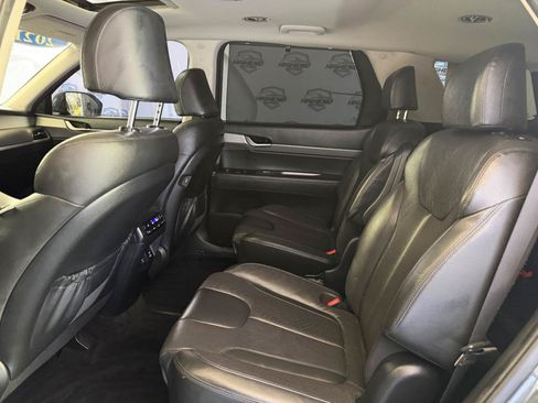 Used 2021 Hyundai Palisade SEL w/ Premium Package AWD/4WD image 19