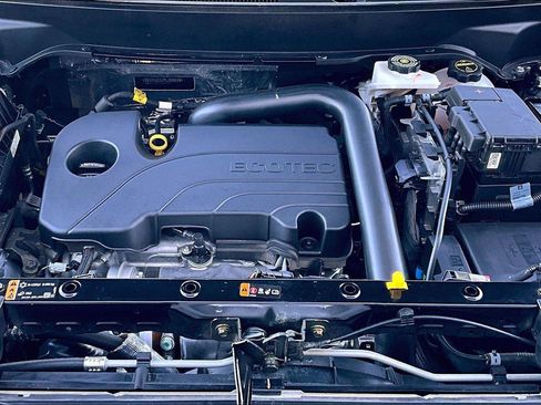 Used 2024 Chevrolet Equinox LT image 11