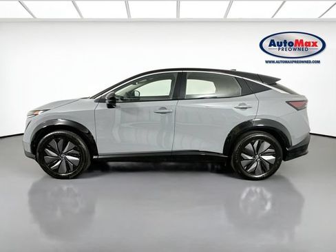Used 2023 Nissan Ariya FWD image 8