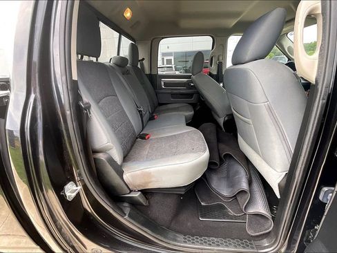 Used 2018 RAM 1500 Big Horn AWD/4WD image 25