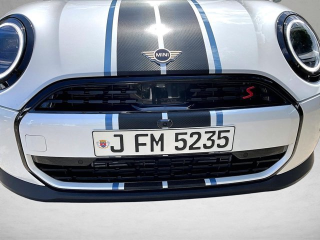 Used 2025 MINI Cooper S FWD image 30