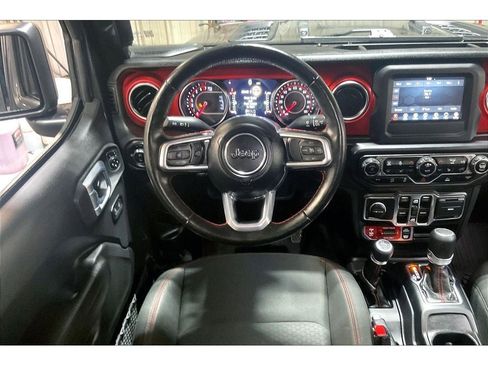 Used 2021 Jeep Gladiator Rubicon w/ Cold Weather Group image 6