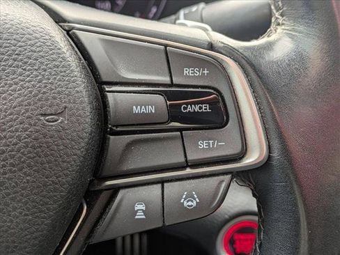 Used 2018 Honda Accord Sport image 12