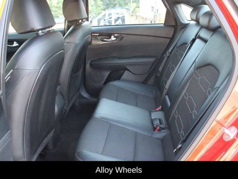 Used 2021 Kia Forte GT-Line FWD image 13