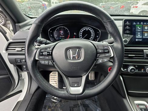 Used 2022 Honda Accord Sport image 18