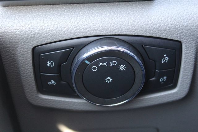 Used 2023 Ford F250 XL w/ STX Appearance Package AWD/4WD image 24