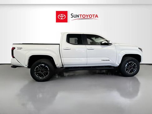 New 2025 Toyota Tacoma TRD Sport image 2