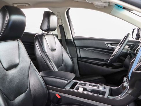 Used 2021 Ford Edge Titanium w/ Cargo Accessory Package FWD image 26