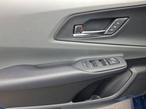 New 2026 Toyota Prius LE image 10