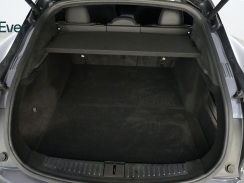 Used 2022 Tesla Model S Plaid image 8