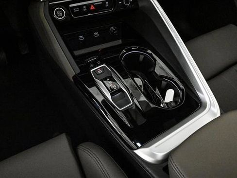New 2025 Audi Q5 Premium Plus image 12