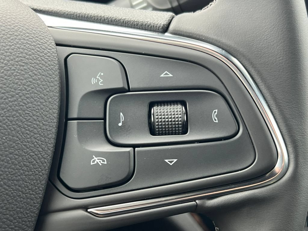 New 2026 Buick Envista Sport Touring w/ Convenience I Package FWD image 18