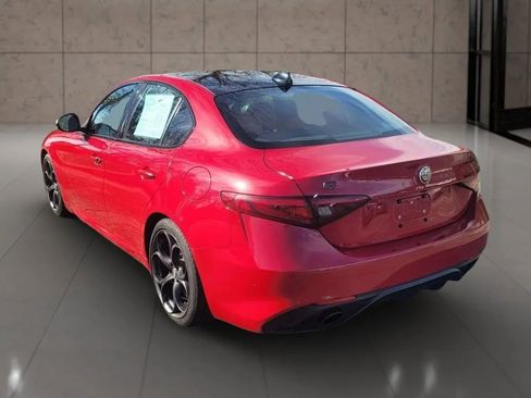 Used 2021 Alfa Romeo Giulia Ti Sport image 3