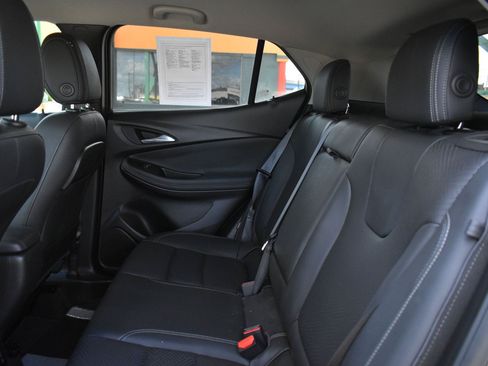 Used 2020 Buick Encore GX Essence w/ Sport Touring Package FWD image 16