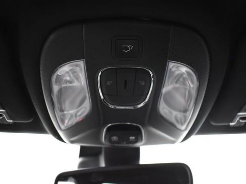 New 2026 Jeep Compass Latitude w/ Sun and Sound Group image 29