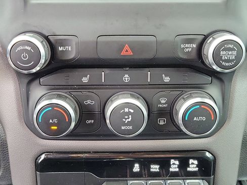 Used 2020 RAM 1500 Big Horn AWD/4WD image 28