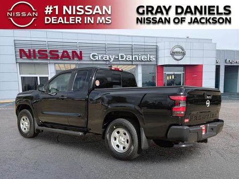 New 2026 Nissan Frontier S w/ Tow Package image 4