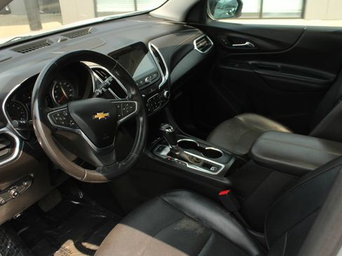 Used 2018 Chevrolet Equinox Premier AWD/4WD image 12