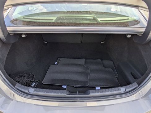 Used 2022 MAZDA MAZDA3 s image 6