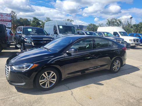 Used 2017 Hyundai Elantra SE FWD image 78