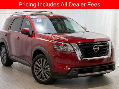 Used 2024 Nissan Pathfinder SL w/ SL Premium Package