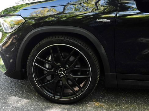Used 2021 Mercedes-Benz GLA 45 AMG 4MATIC image 31