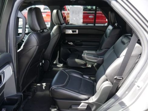 Used 2023 Ford Explorer ST w/ Equipment Group 401A AWD/4WD image 26