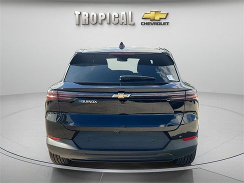 New 2026 Chevrolet Equinox EV LT image 4