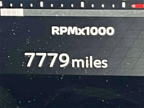 Used 2025 Nissan Kicks SR w/ SR Premium Package image 24