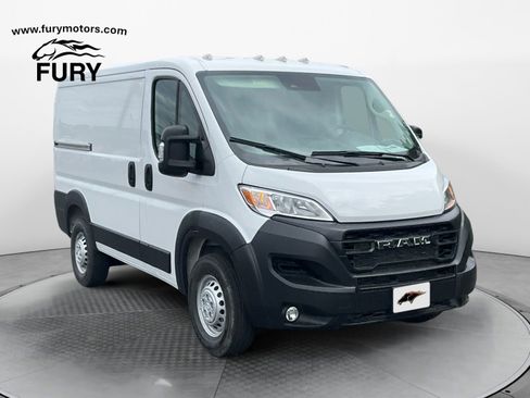 Used 2025 RAM ProMaster 1500 w/ Convenience Group FWD image 1