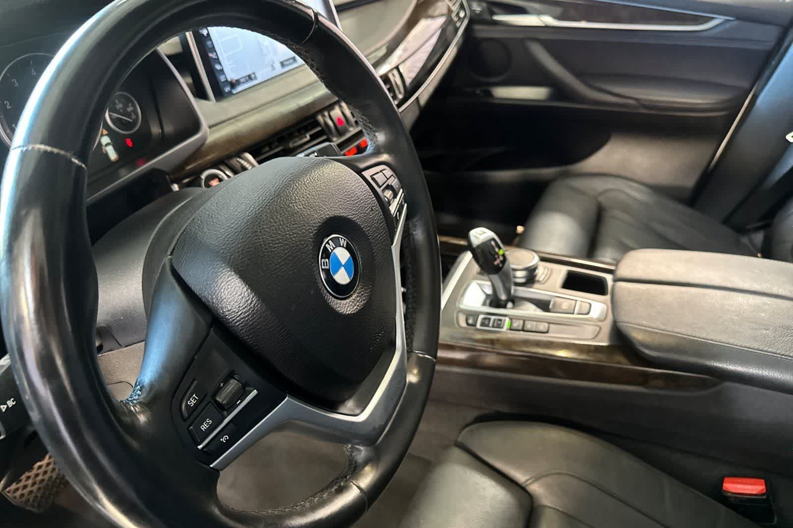 Used 2020 BMW X5 xDrive40i AWD/4WD image 12